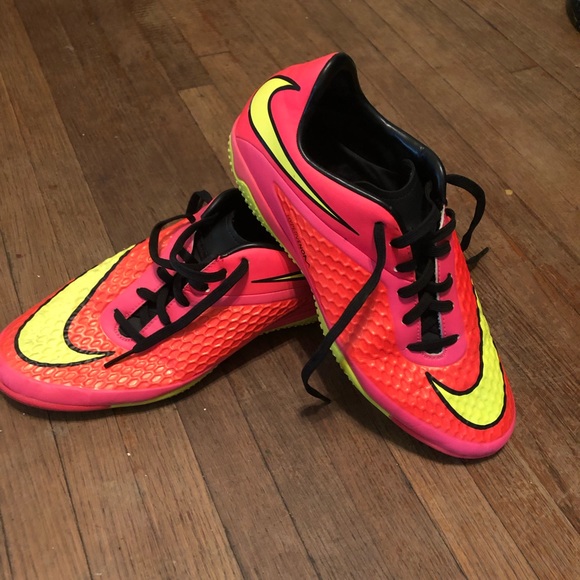 Nike Shoes Nike Hypervenom Non Marking Soccer Cleats Poshmark